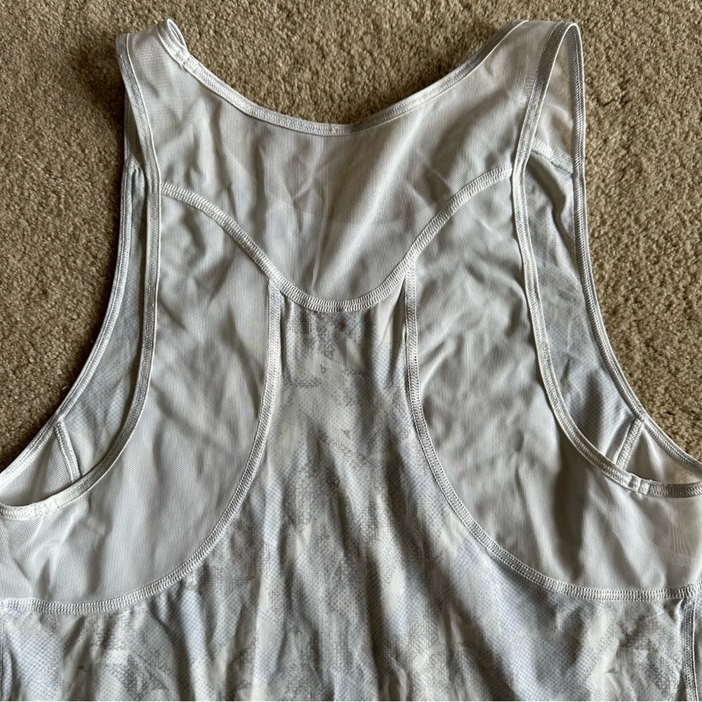 Lululemon Sculpt Tank II Jasmine White Multi size 6 - Picture 5 of 6
